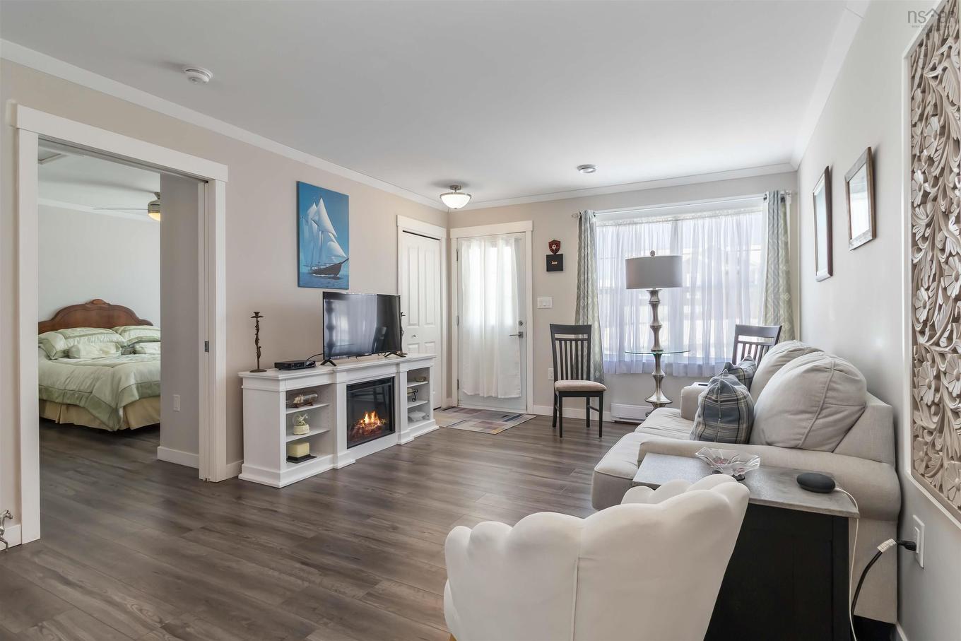 10 Mossberry Close, Hubley, NS