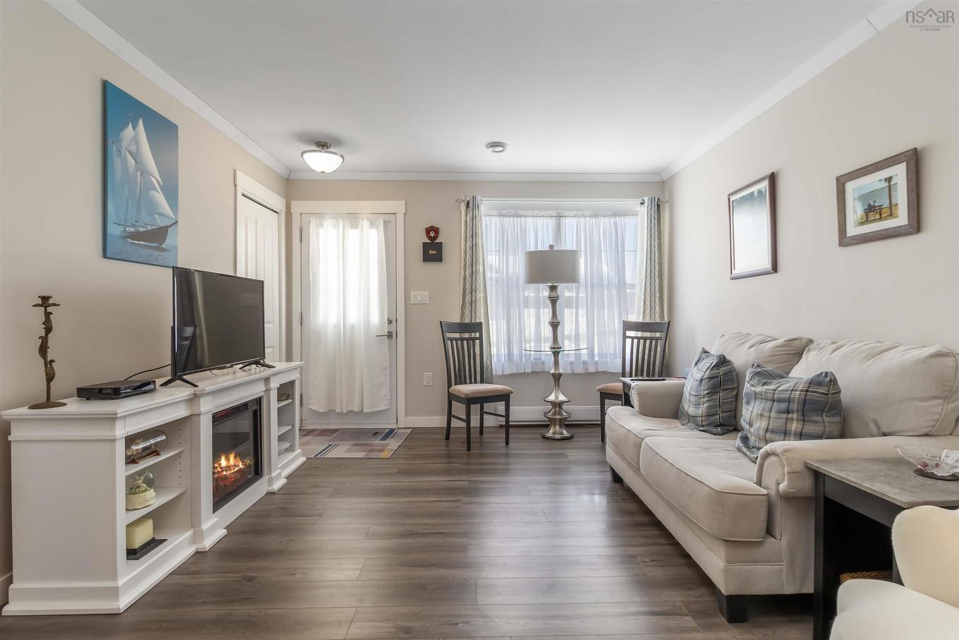 10 Mossberry Close, Hubley, NS