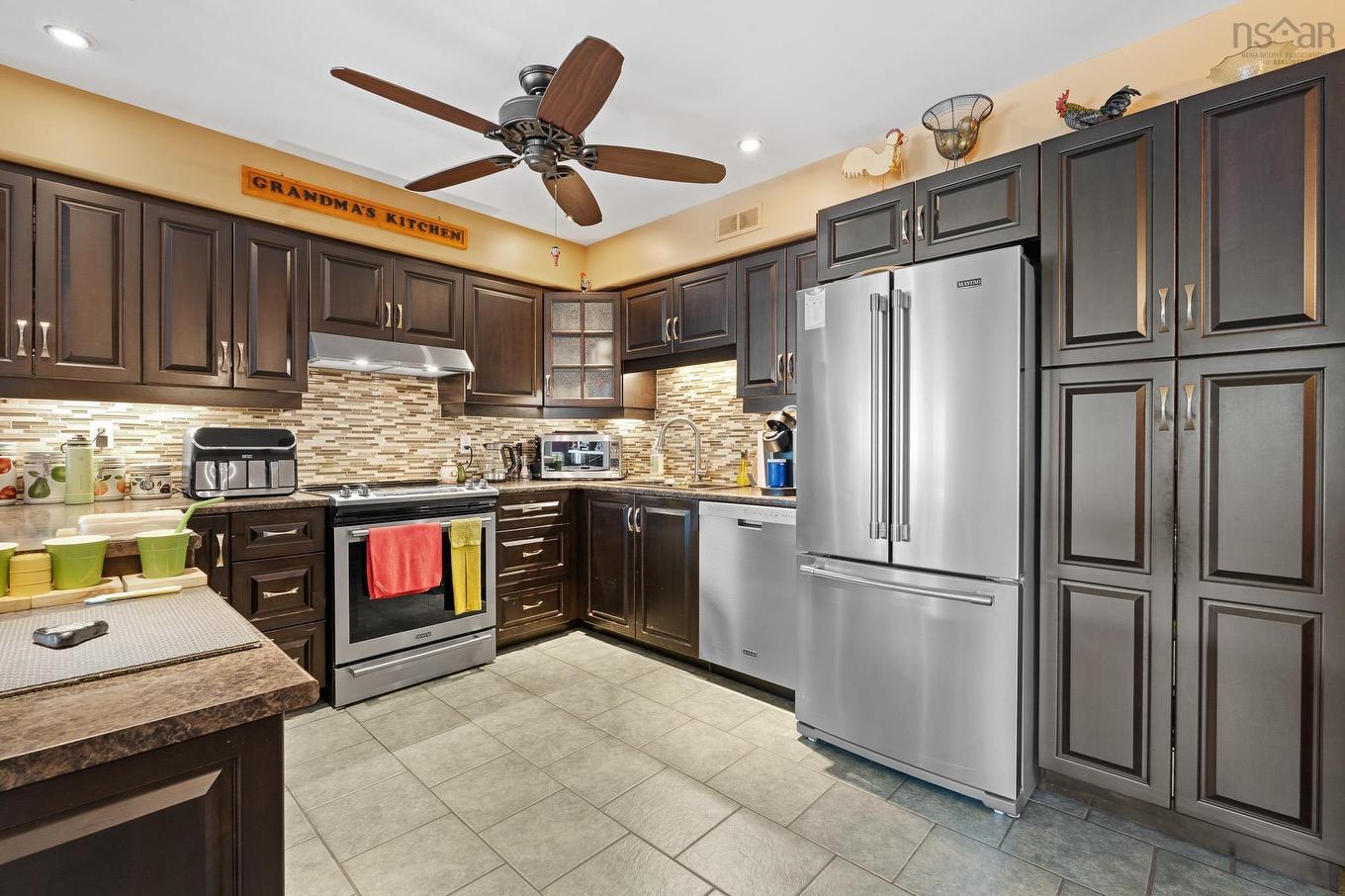 214 512 Parkland Drive, Halifax, NS