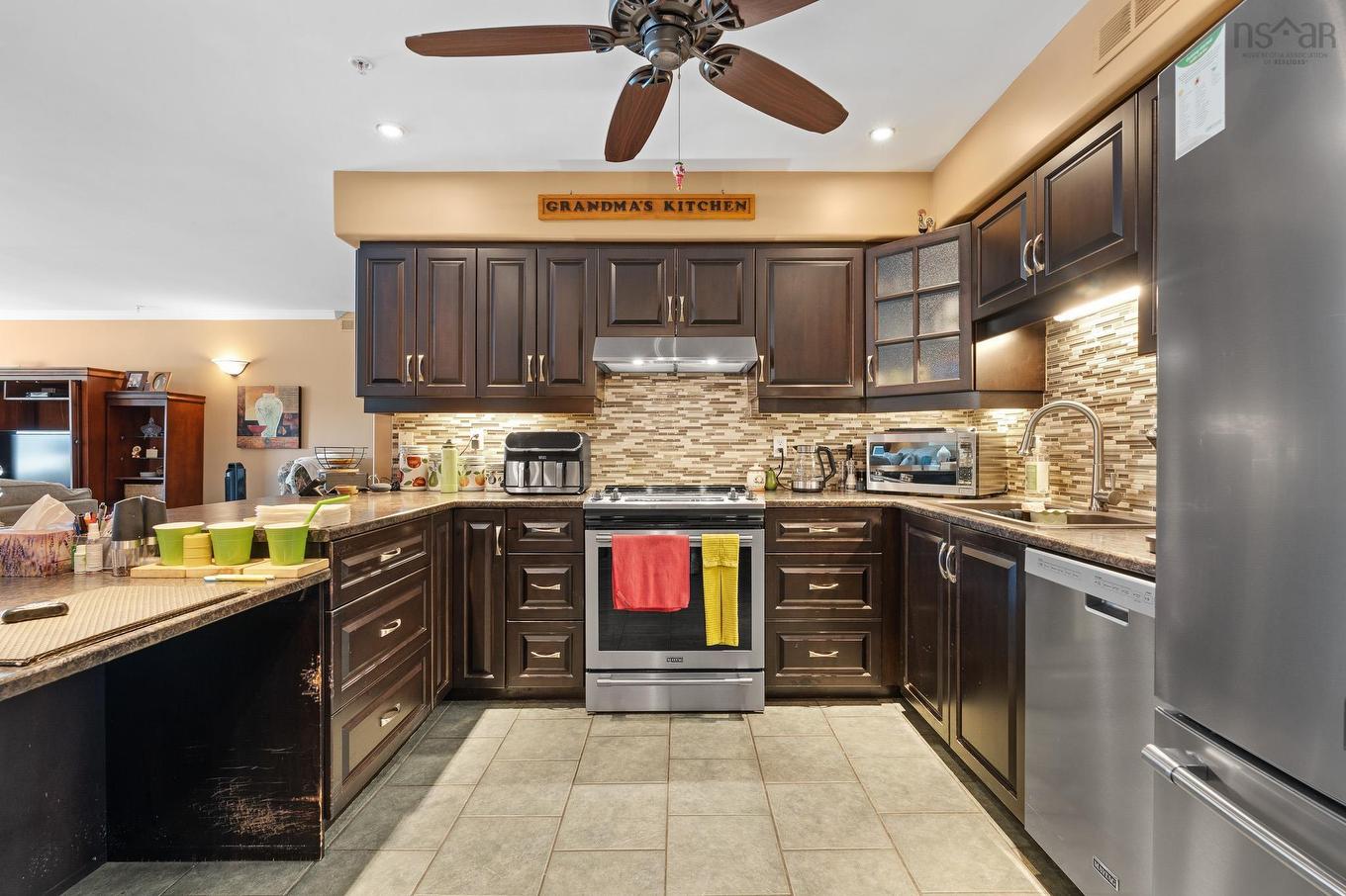 214 512 Parkland Drive, Halifax, NS