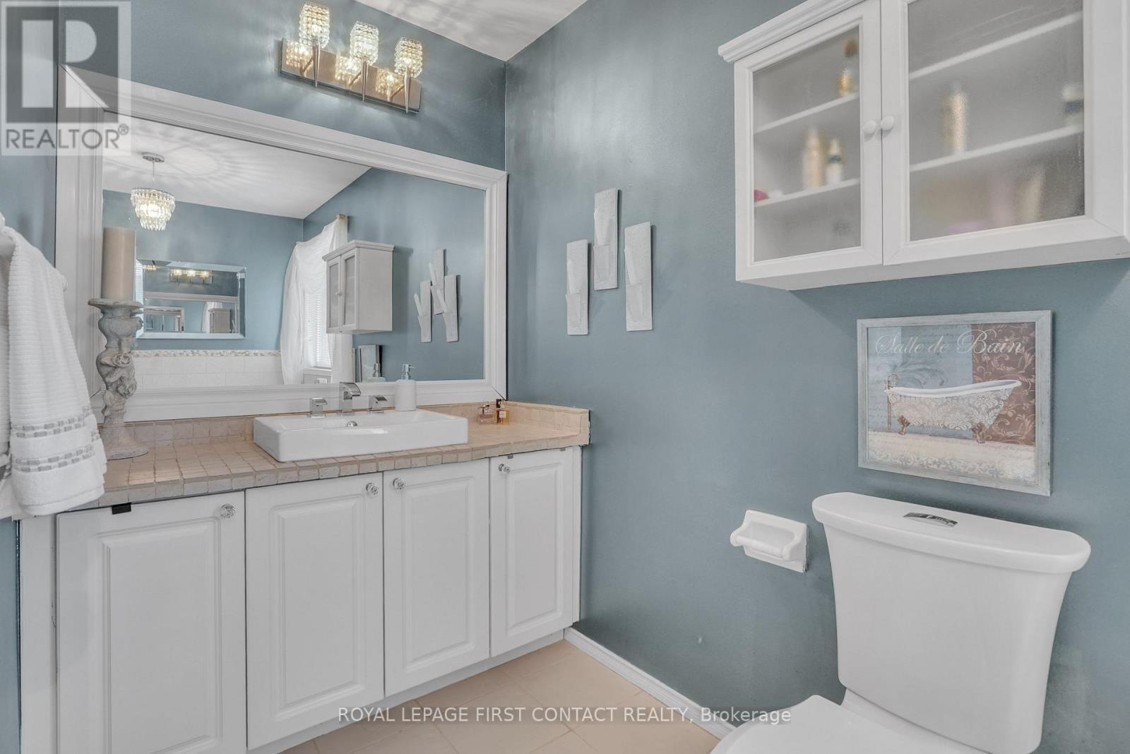 Ensuite - 28 Hewitt Place, Barrie, ON - Indoor Photo Showing Bathroom