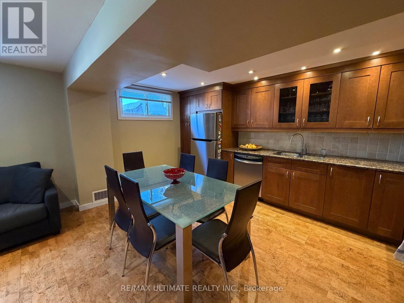 2201 Stir Crescent, Mississauga, ON - Indoor