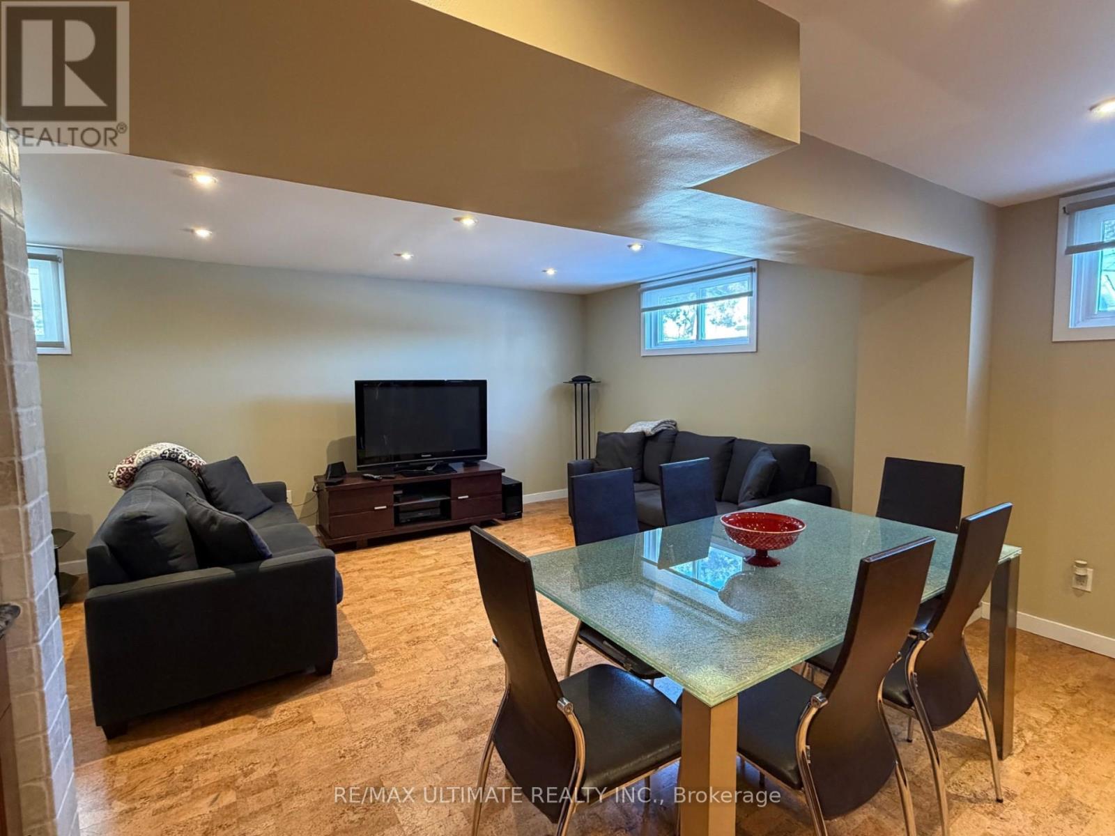 2201 Stir Crescent, Mississauga, ON - Indoor Photo Showing Basement