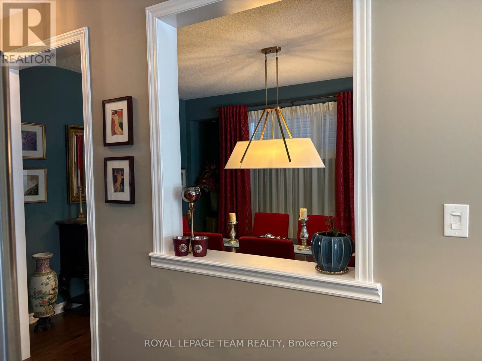 Handy Pass Through to Dining Room - 979 Shimmerton Circle, Ottawa, ON - Other