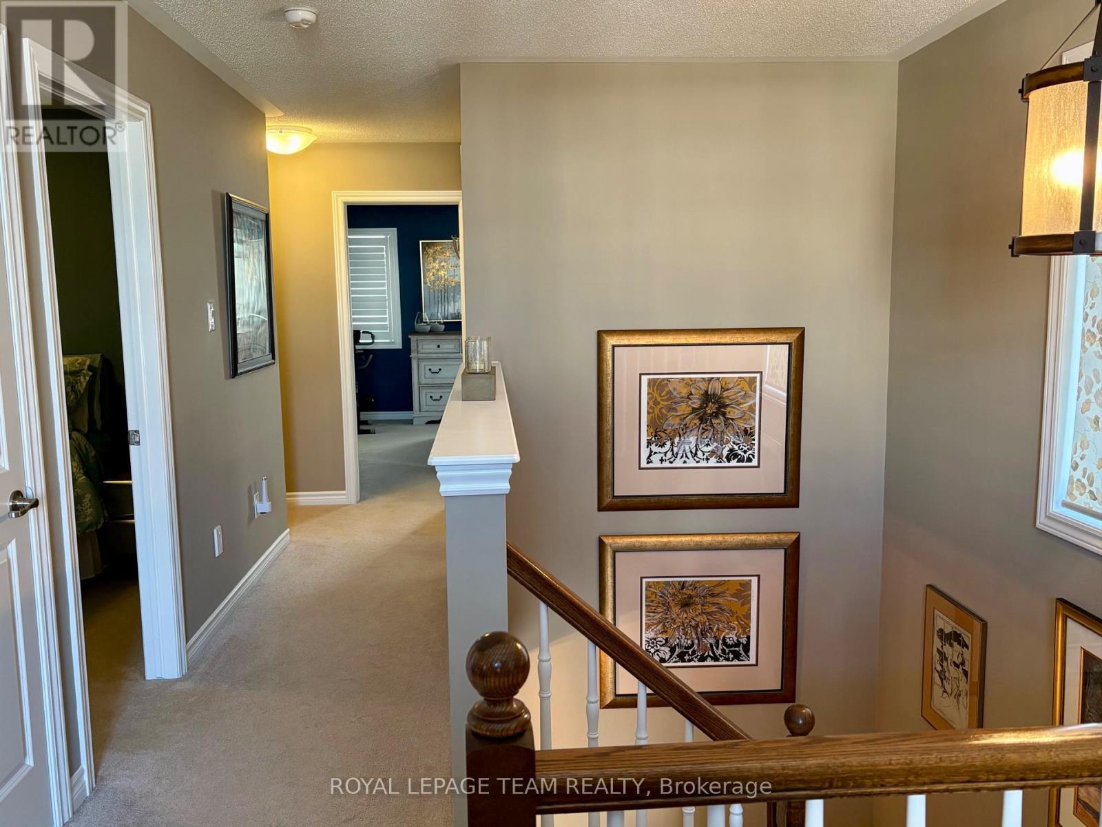 Upper Hallway - 979 Shimmerton Circle, Ottawa, ON - Indoor Photo Showing Other Room