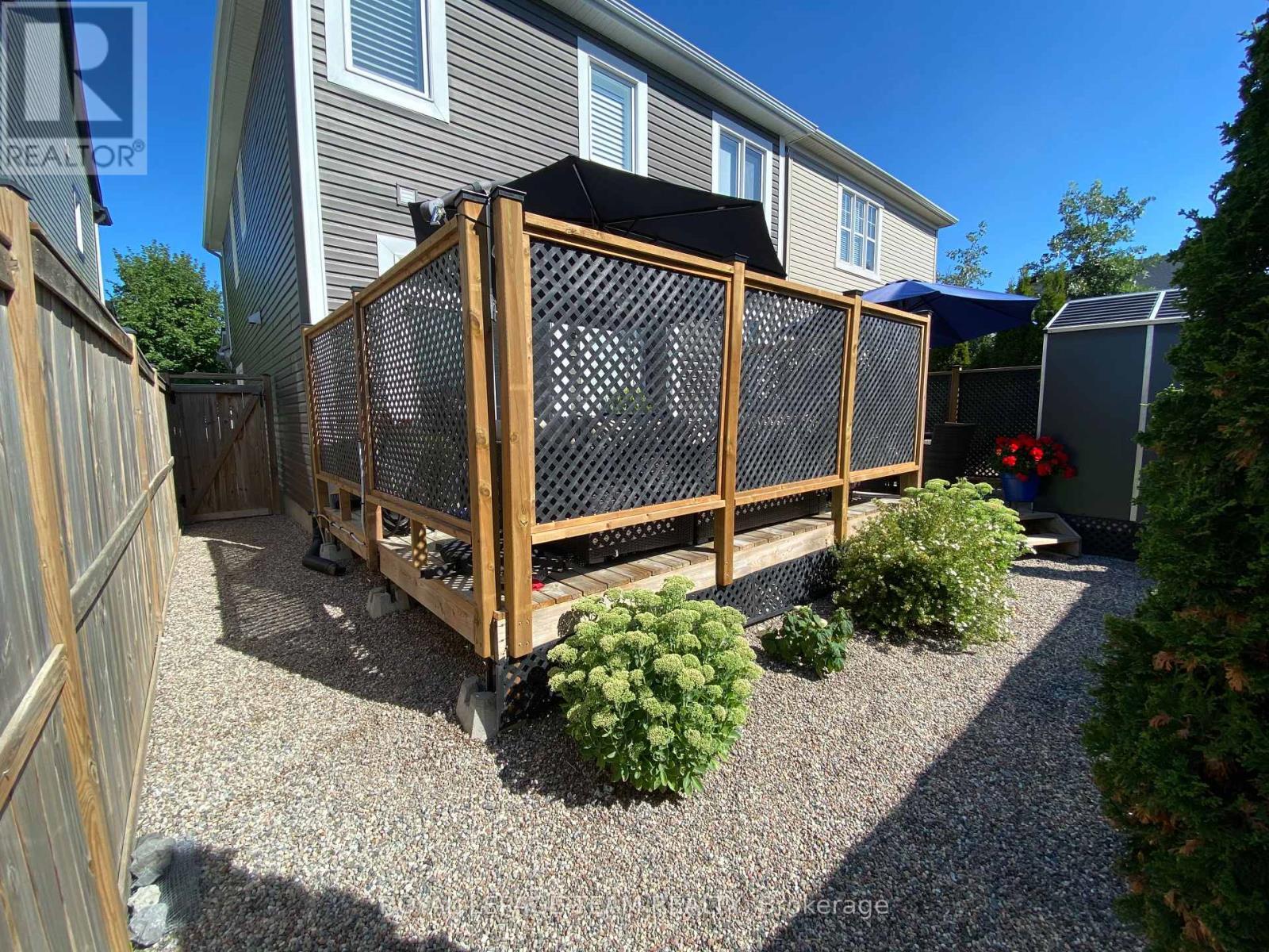 Summer 2025 photo of deck privacy - 979 Shimmerton Circle, Ottawa, ON - Outdoor With Exterior