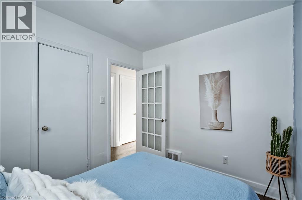 91 Elgin Street, London, ON - Indoor Photo Showing Bedroom
