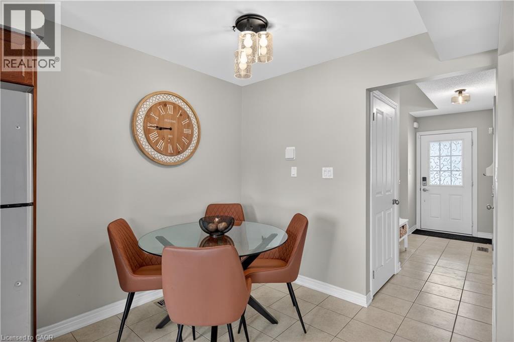 222 Fall Fair Way Unit# 64, Binbrook, ON - Indoor Photo Showing Dining Room