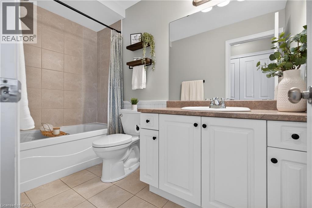 222 Fall Fair Way Unit# 64, Binbrook, ON - Indoor Photo Showing Bathroom