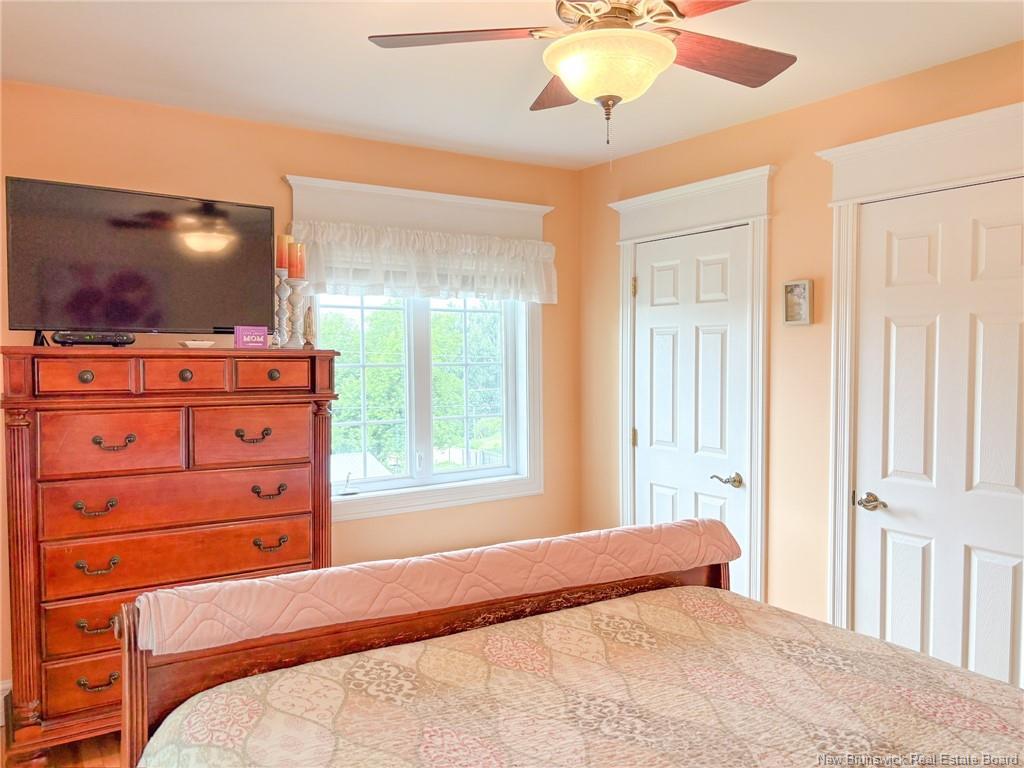 21 Hillcrest Ave, Hartland, NB