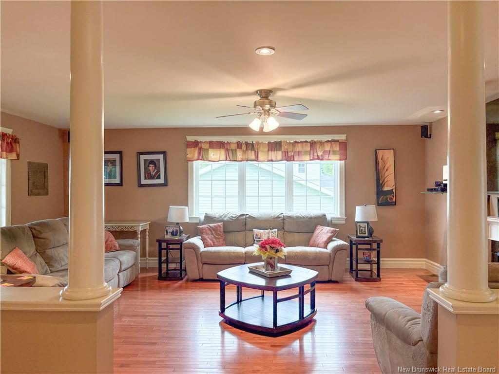 21 Hillcrest Ave, Hartland, NB