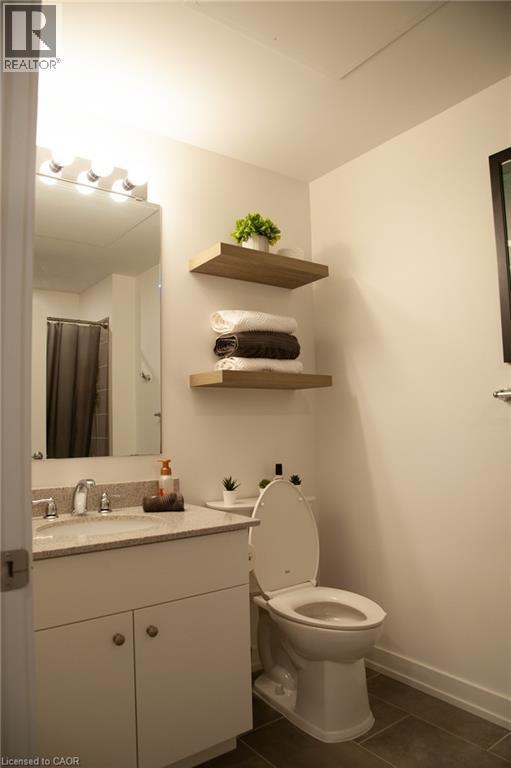 Guest Bathroom - 255 Northfield Drive E Unit# 506, Waterloo, ON - Indoor Photo Showing Bathroom