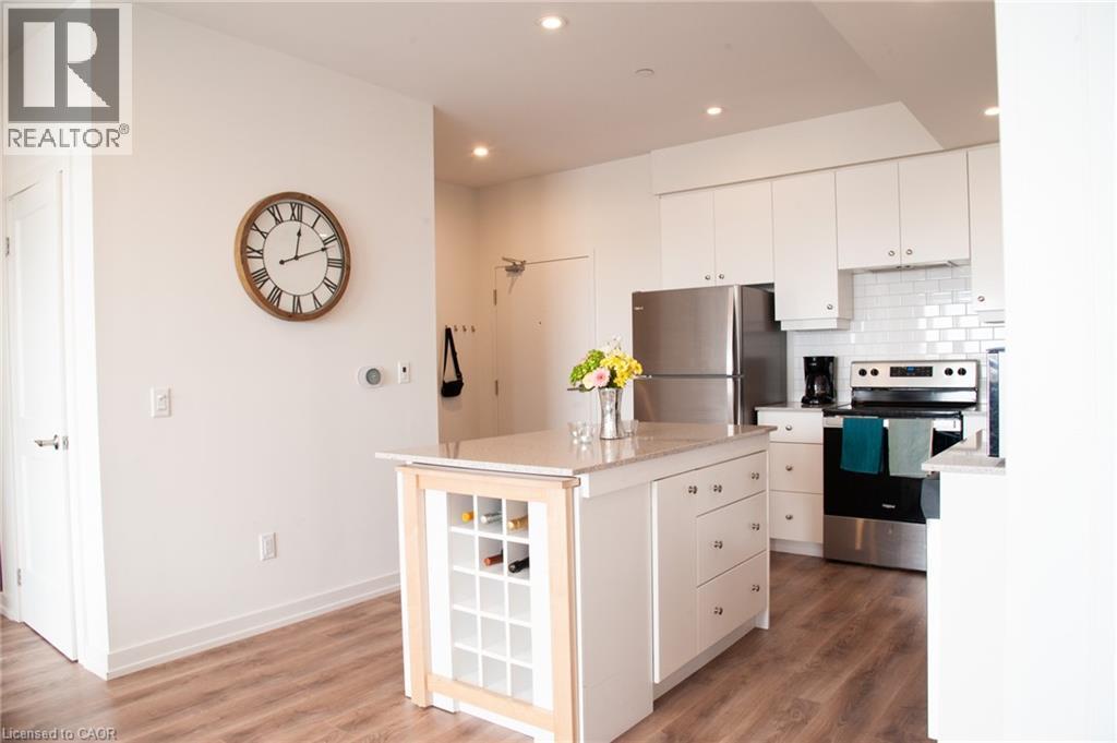 255 Northfield Drive E Unit# 506, Waterloo, ON - Indoor Photo Showing Kitchen