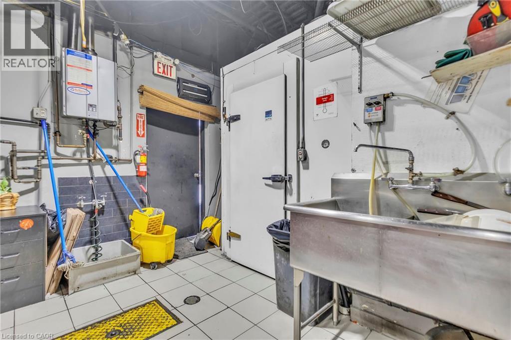 402 King Street N, Waterloo, ON