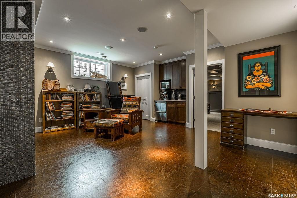 303 Adaskin Cove, Saskatoon, SK