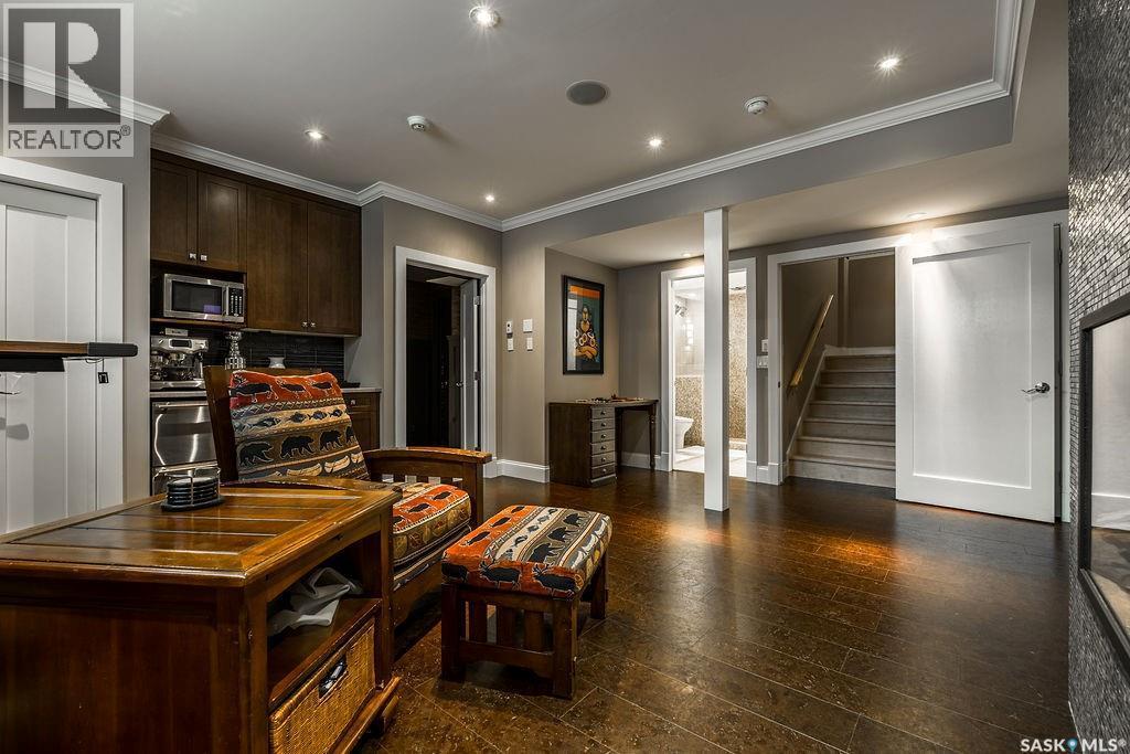 303 Adaskin Cove, Saskatoon, SK