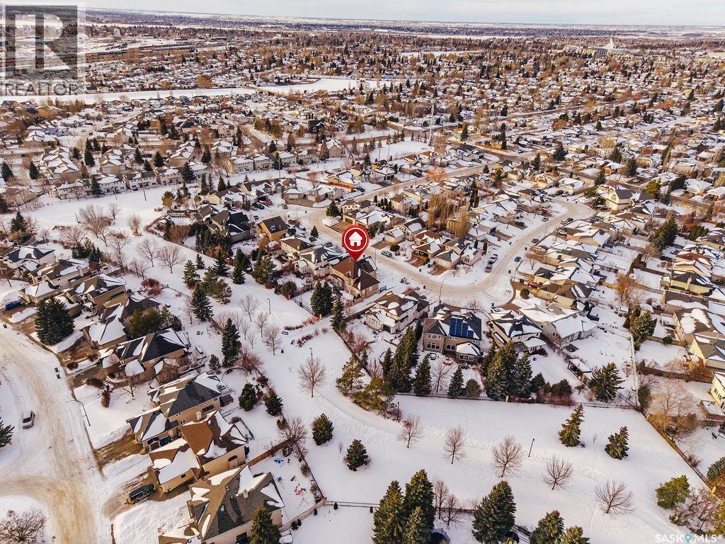 303 Adaskin Cove, Saskatoon, SK