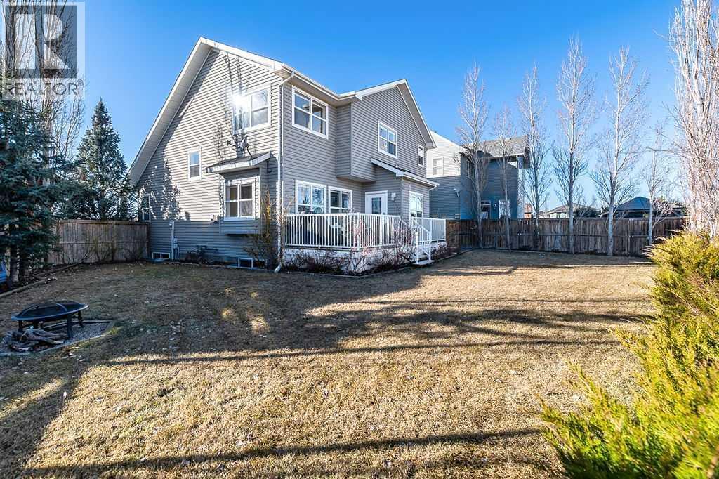 718 Hamptons Bay Se, High River, AB - Outdoor