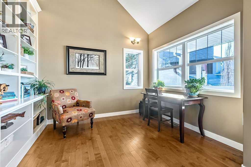 718 Hamptons Bay Se, High River, AB - Indoor