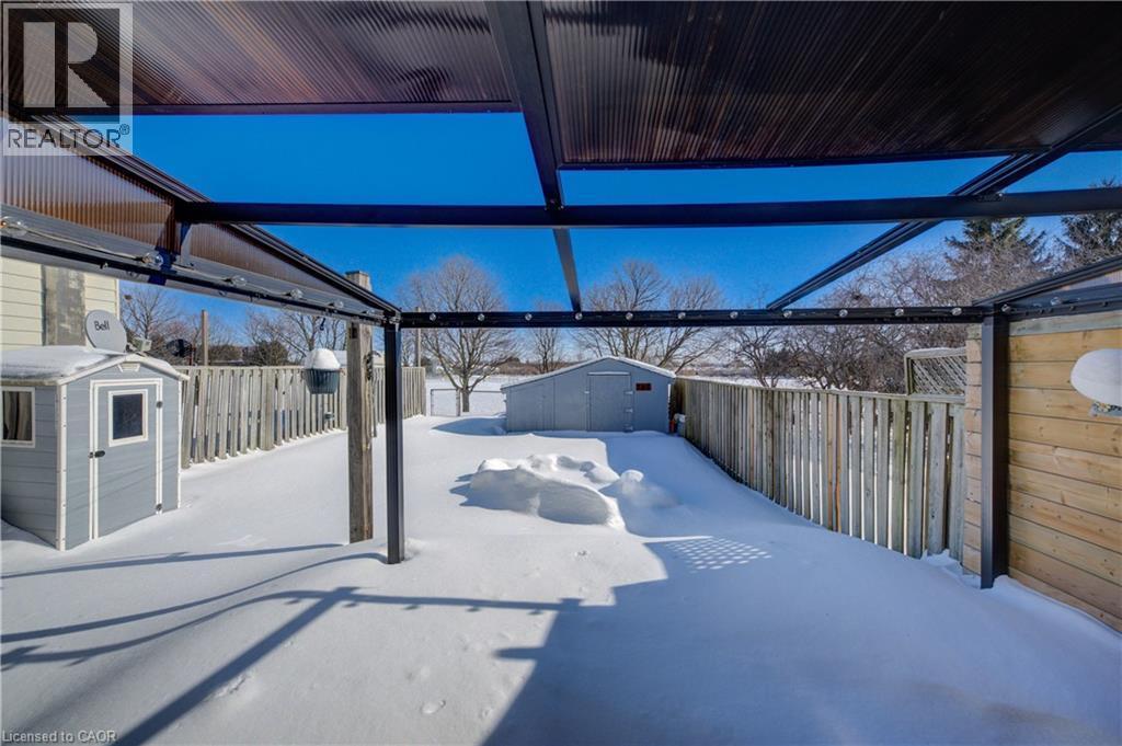 52 Uxbridge Crescent, Kitchener, ON - Outdoor With Exterior