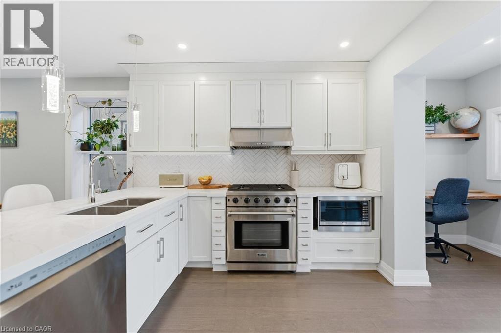 15 Century Street, Hamilton, ON - Indoor Photo Showing Kitchen With Stainless Steel Kitchen With Double Sink With Upgraded Kitchen
