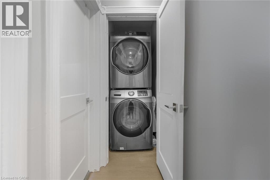 15 Century Street, Hamilton, ON - Indoor Photo Showing Laundry Room