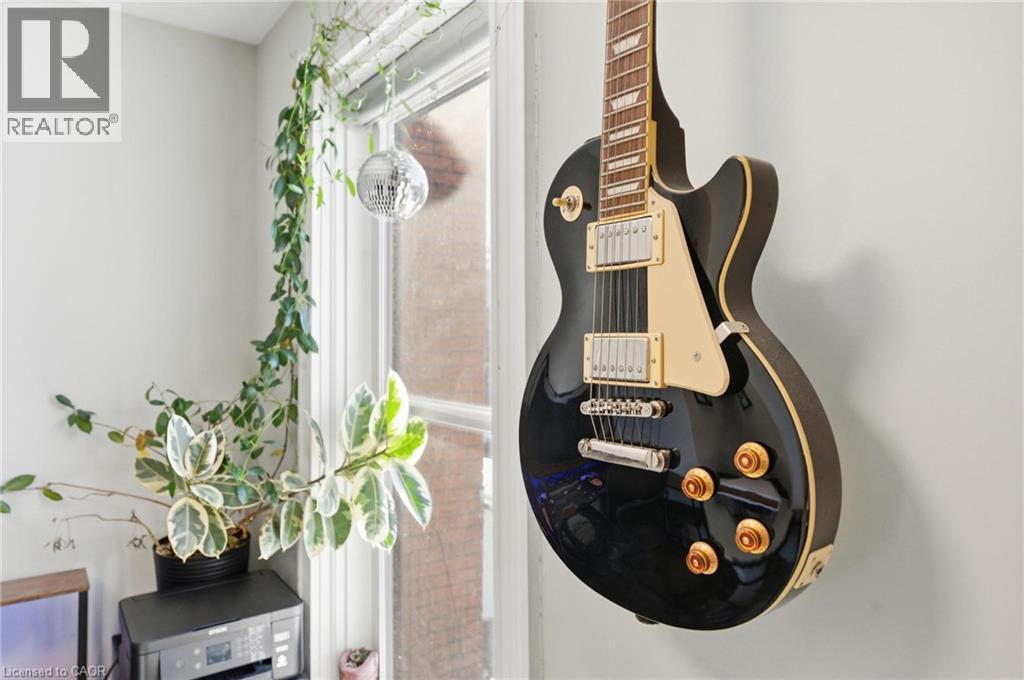 15 Century Street, Hamilton, ON - Indoor Photo Showing Other Room