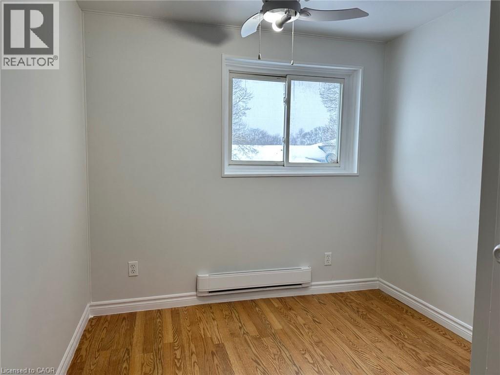 545 Parkview Crescent, Cambridge, ON - Indoor Photo Showing Other Room