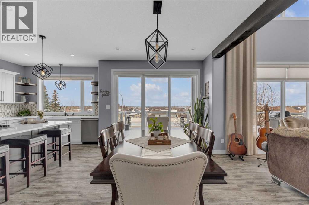 5 Leonard Close, Sylvan Lake, AB - Indoor Photo Showing Dining Room