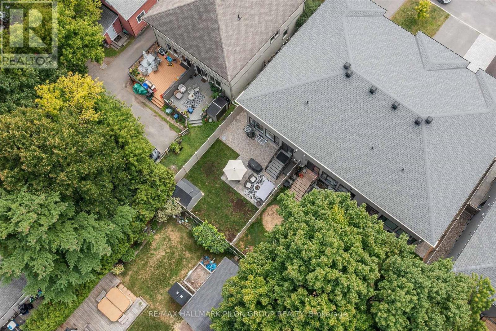 559 Mutual Street, Ottawa, ON - Outdoor With View