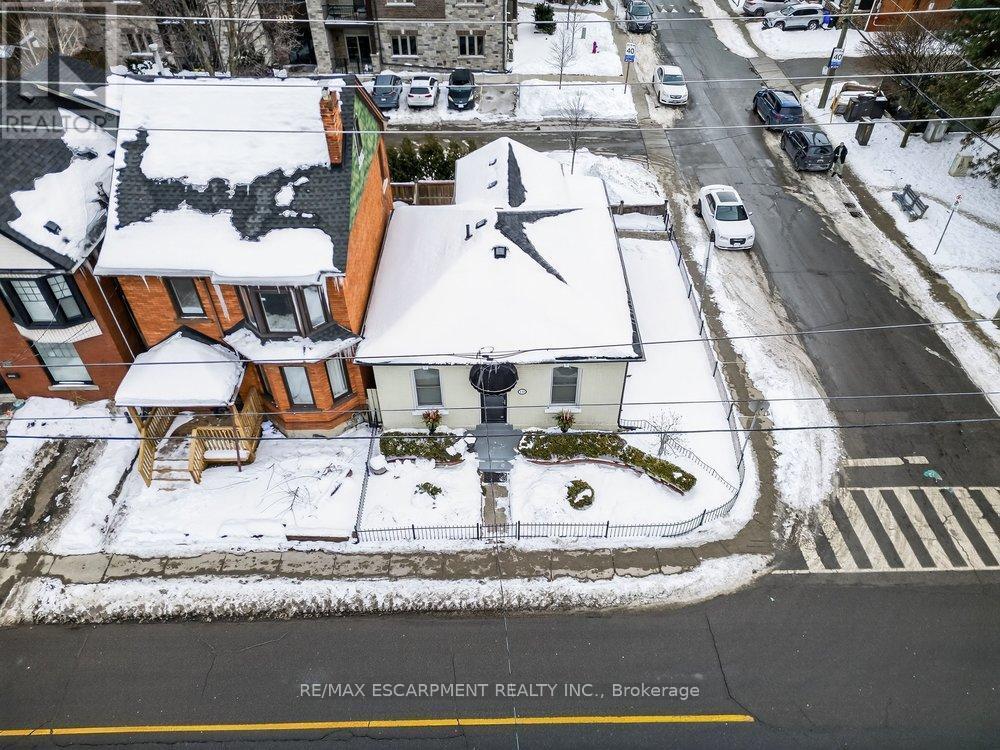 139 Queen Street S, Hamilton, ON -