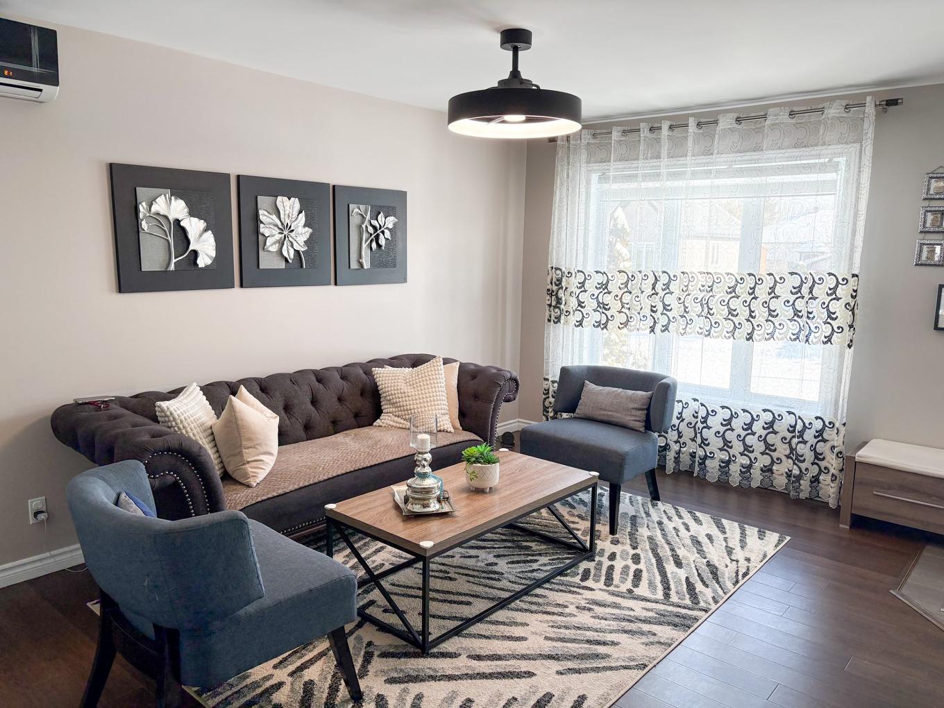 Living room - 645 Rue Du Tressot, Drummondville, QC - Indoor Photo Showing Living Room