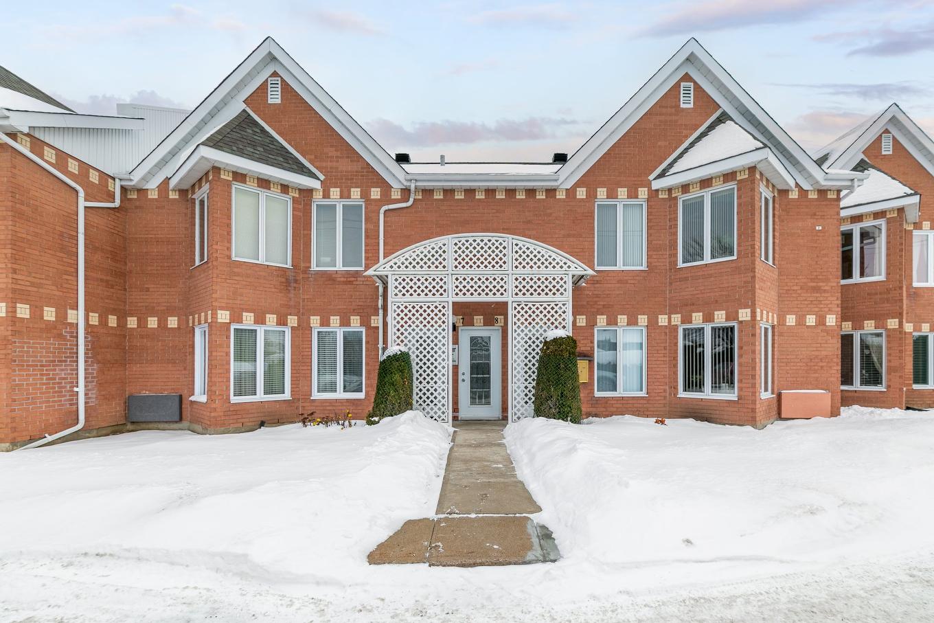 Frontage - 8-3280 Rue Esther, Laval (Fabreville), QC - Outdoor