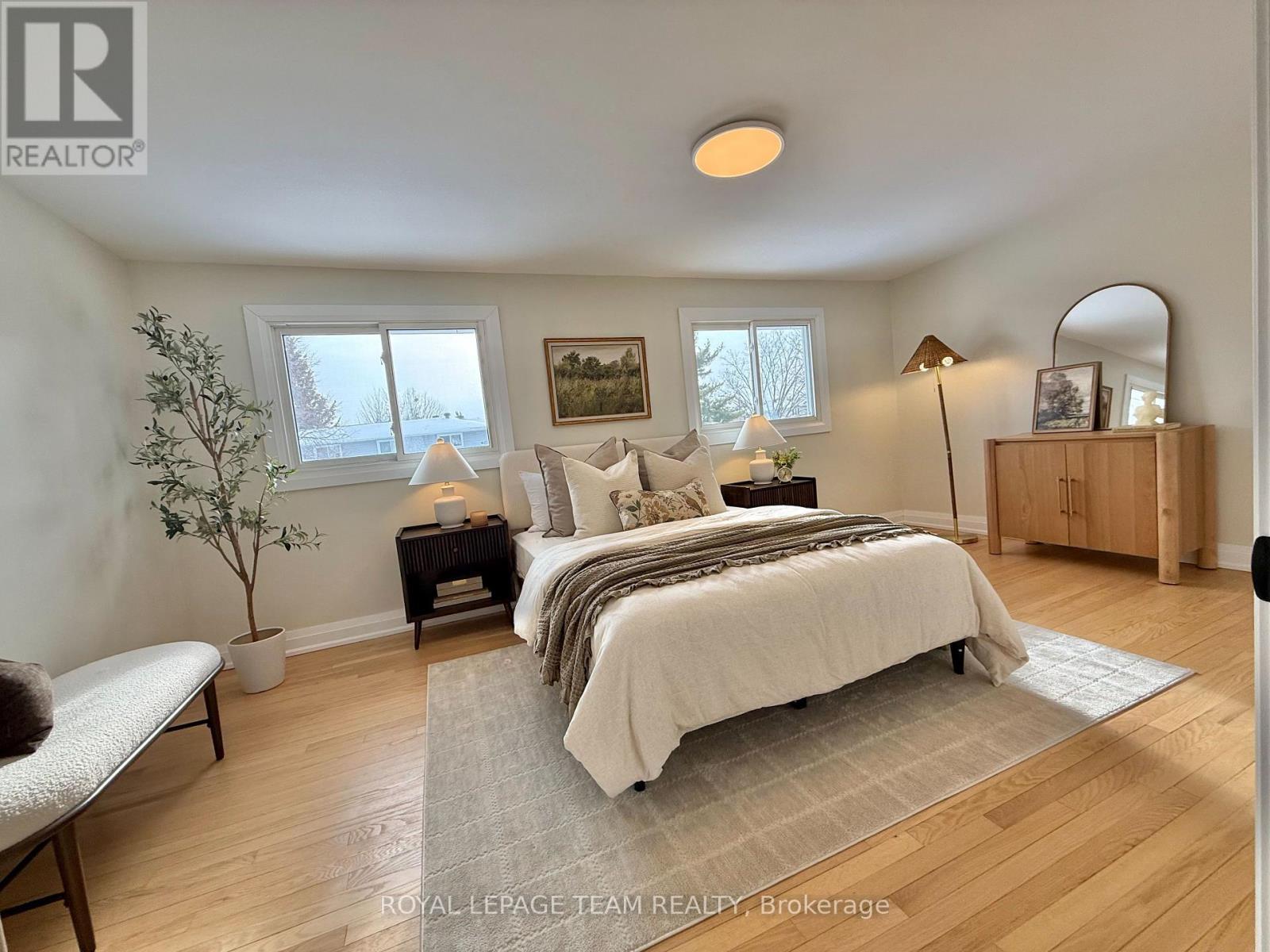 973 Eiffel Avenue, Ottawa, ON - Indoor Photo Showing Bedroom