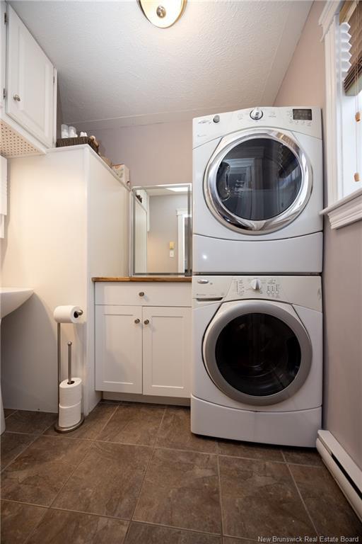 1 Birch Cres, Fredericton, NB