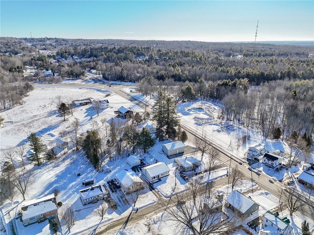 1 Birch Cres, Fredericton, NB