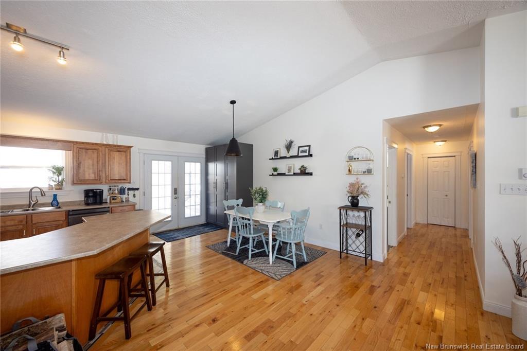 1 Birch Cres, Fredericton, NB