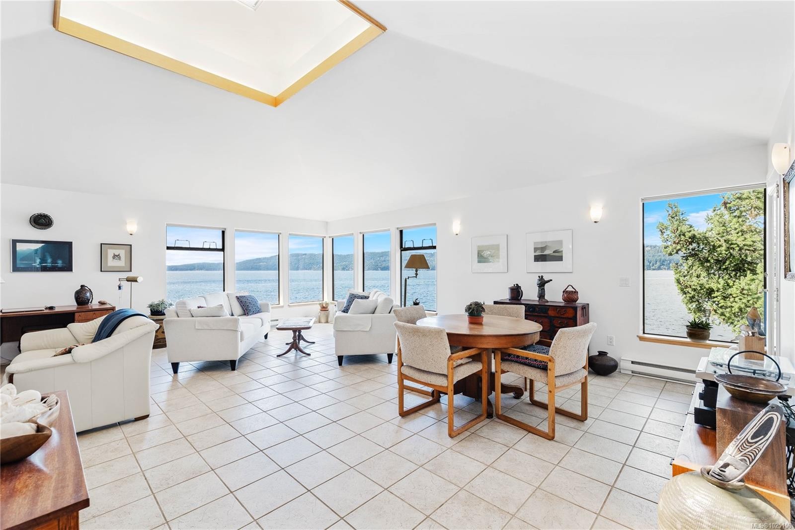 456 Scott Point Dr, Salt Spring, BC
