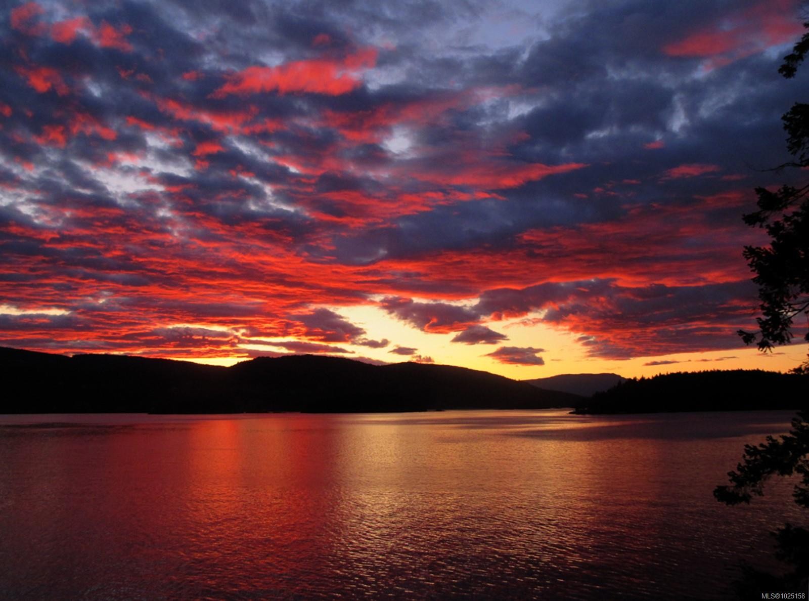 456 Scott Point Dr, Salt Spring, BC