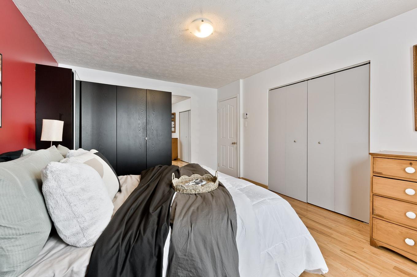 Chambre à coucher principale - 2374 Rue Hertel, Sherbrooke (Les Nations), QC - Indoor Photo Showing Bedroom