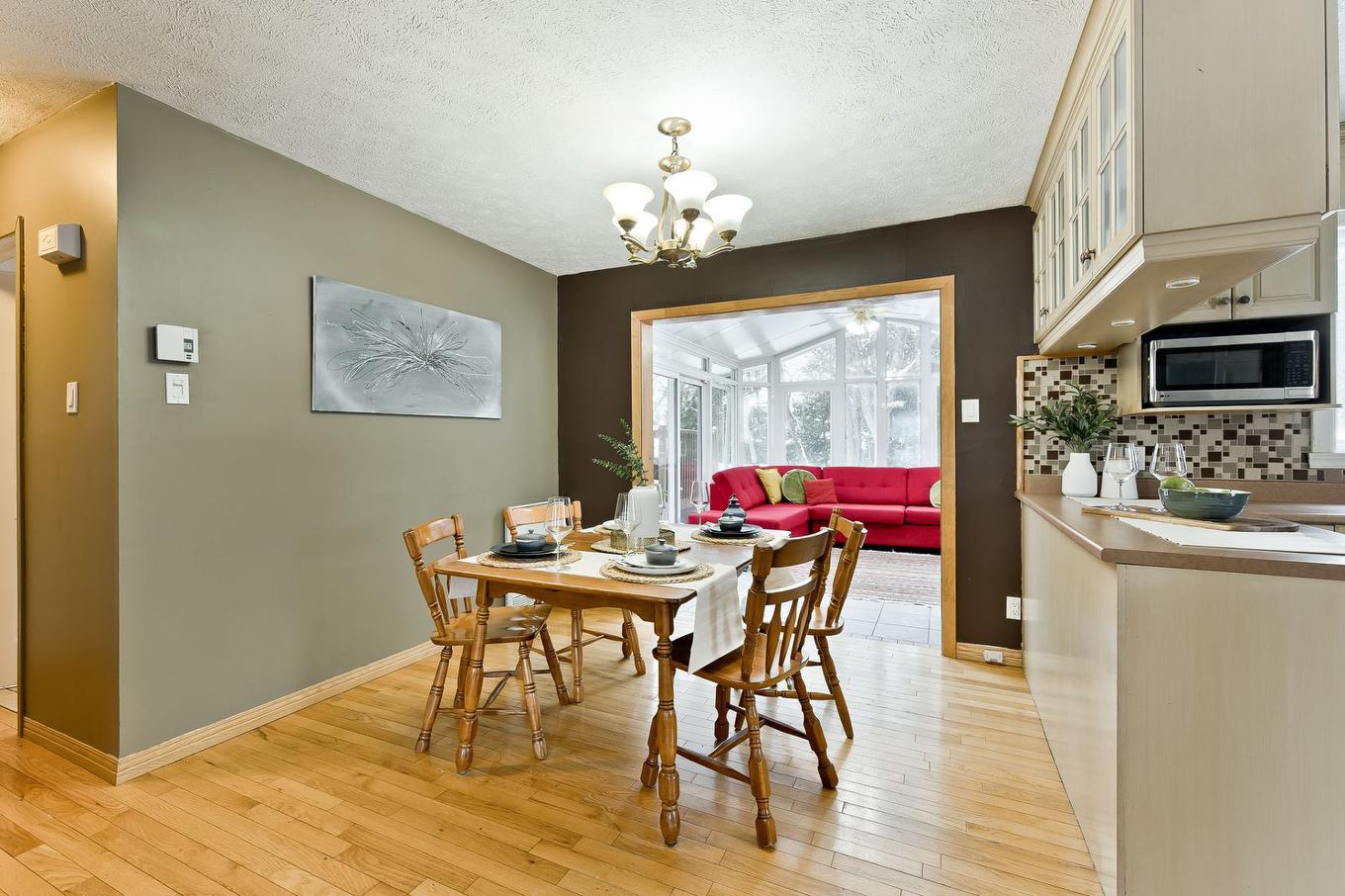 Salle à manger - 2374 Rue Hertel, Sherbrooke (Les Nations), QC - Indoor Photo Showing Dining Room