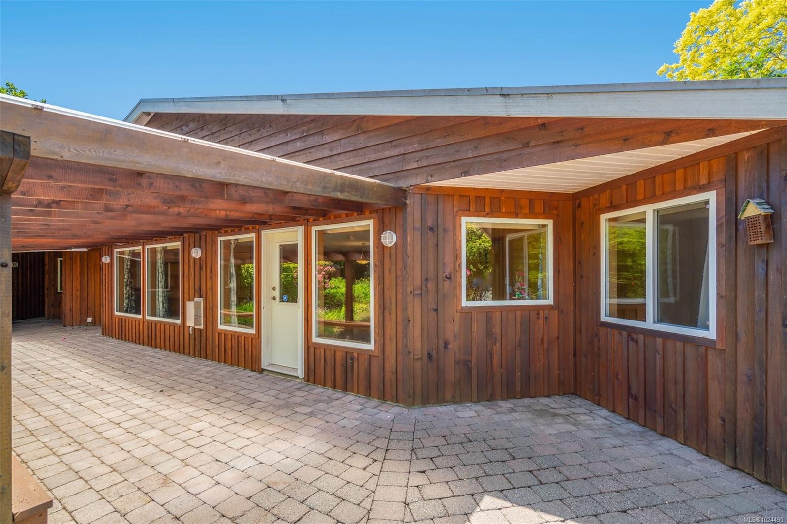 321 Mill Rd, Qualicum Beach, BC