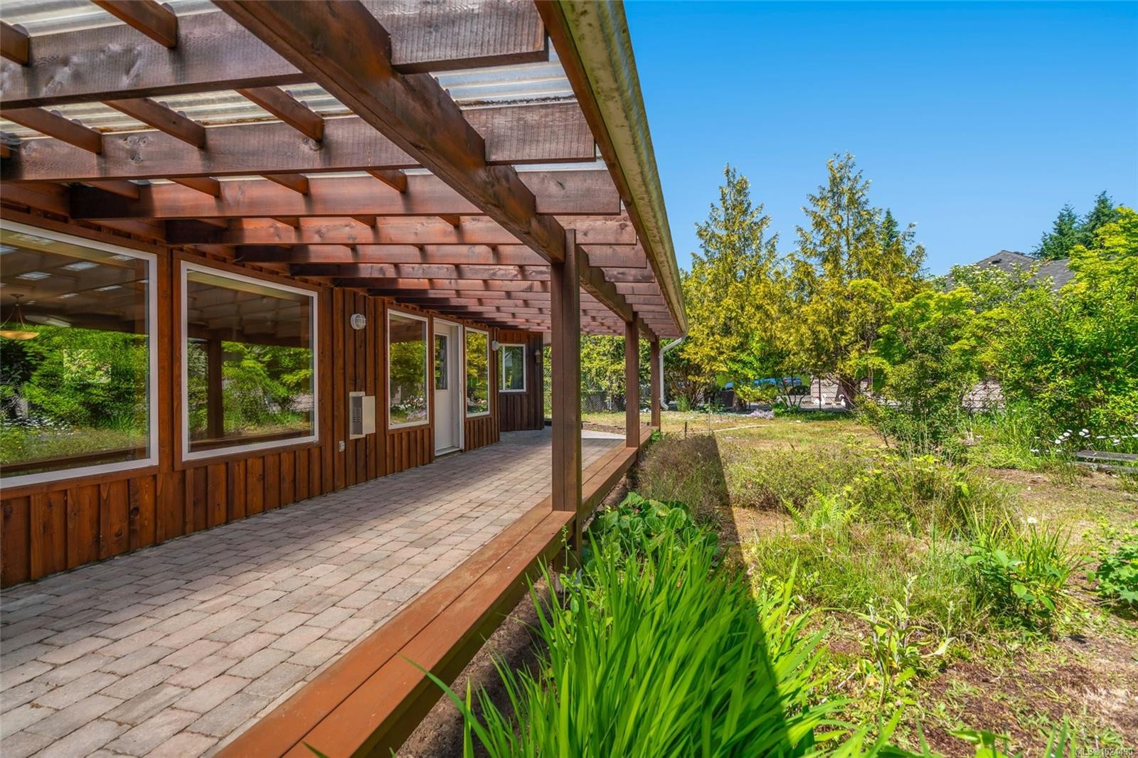 321 Mill Rd, Qualicum Beach, BC