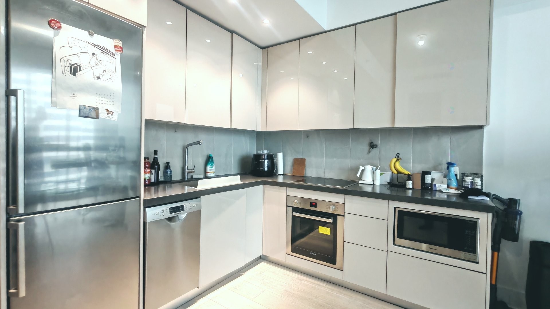Kitchen - 3302-1188 Av. Union, Montréal (Ville-Marie), QC - Indoor Photo Showing Kitchen With Upgraded Kitchen