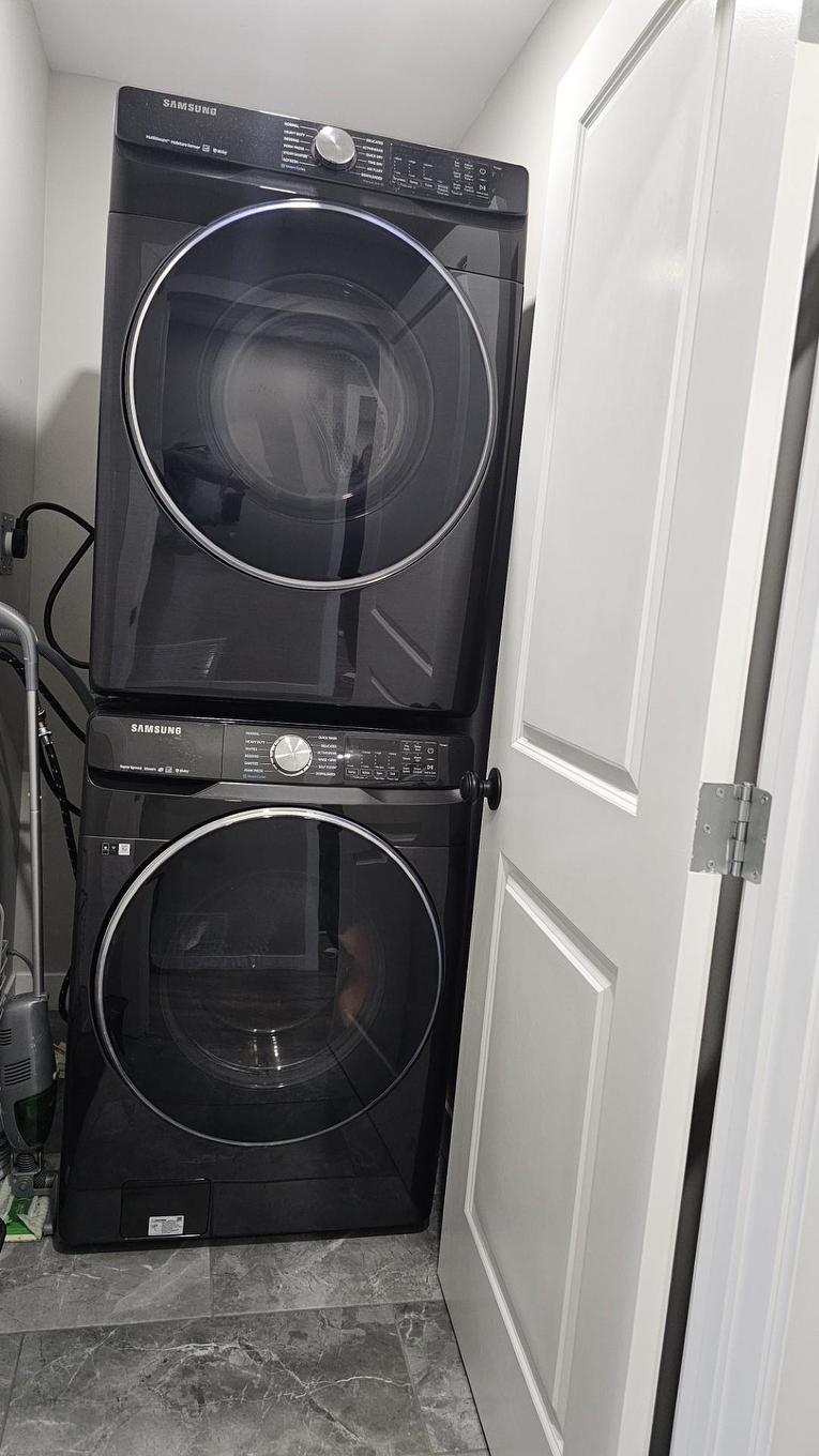 309 Marks Street S, Thunder Bay, ON - Indoor Photo Showing Laundry Room