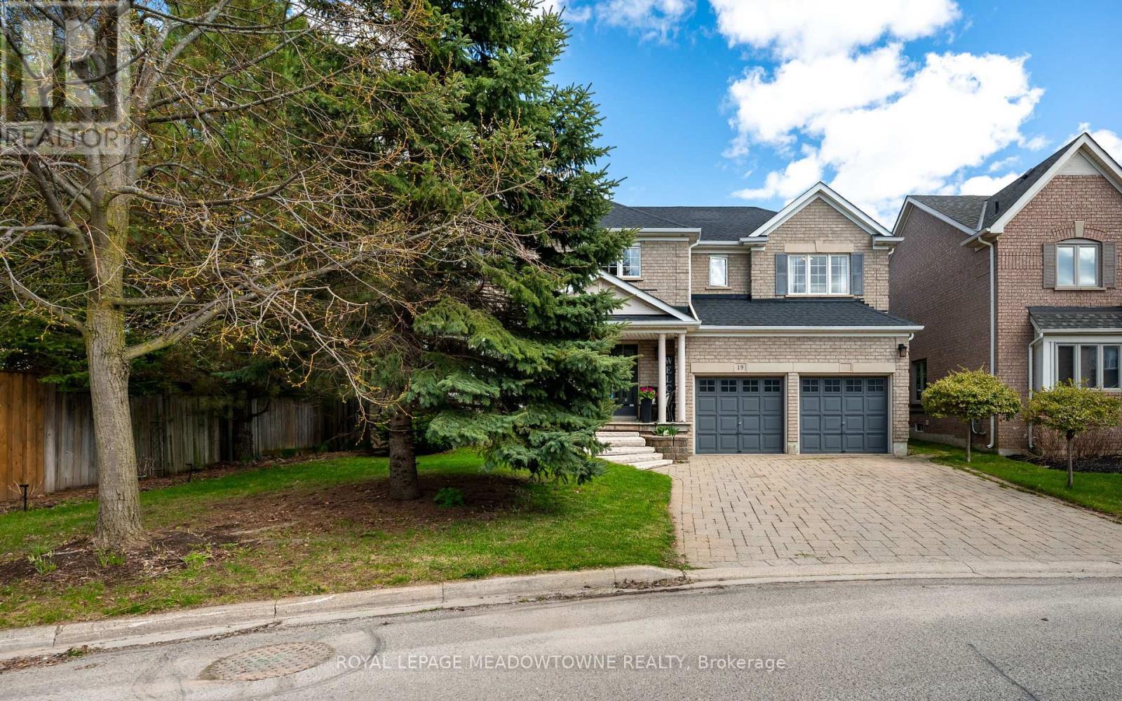 19 Grist Mill Drive, Halton Hills, ON - Outdoor
