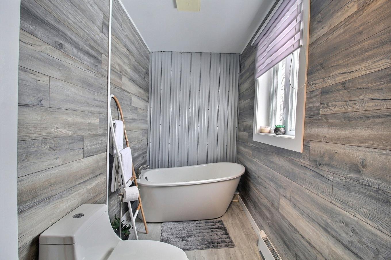 Ensuite bathroom - 1577 Rue Lawlis, Val-D'Or, QC - Indoor Photo Showing Bathroom