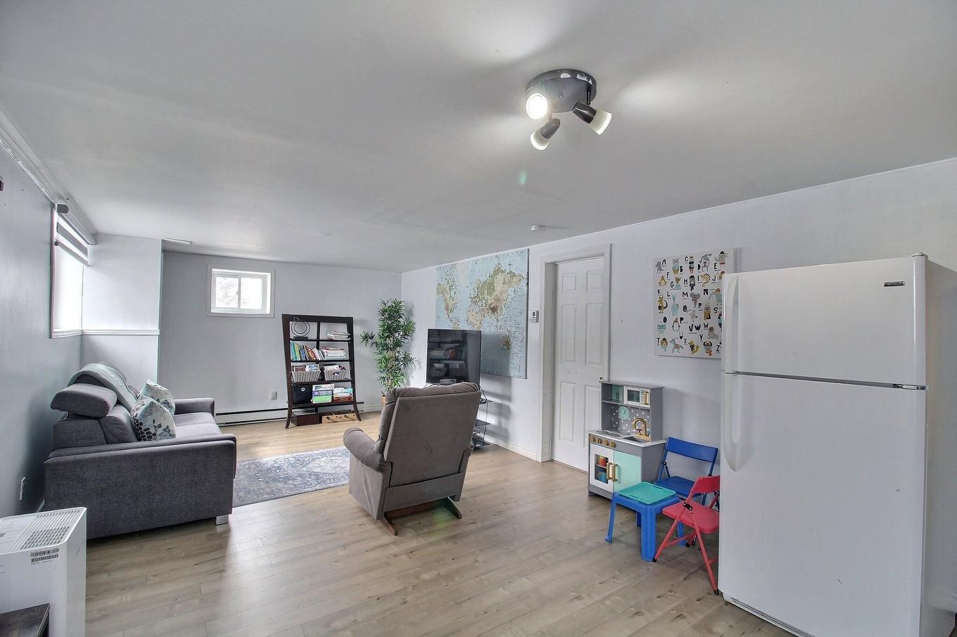 Family room - 1577 Rue Lawlis, Val-D'Or, QC - Indoor Photo Showing Living Room