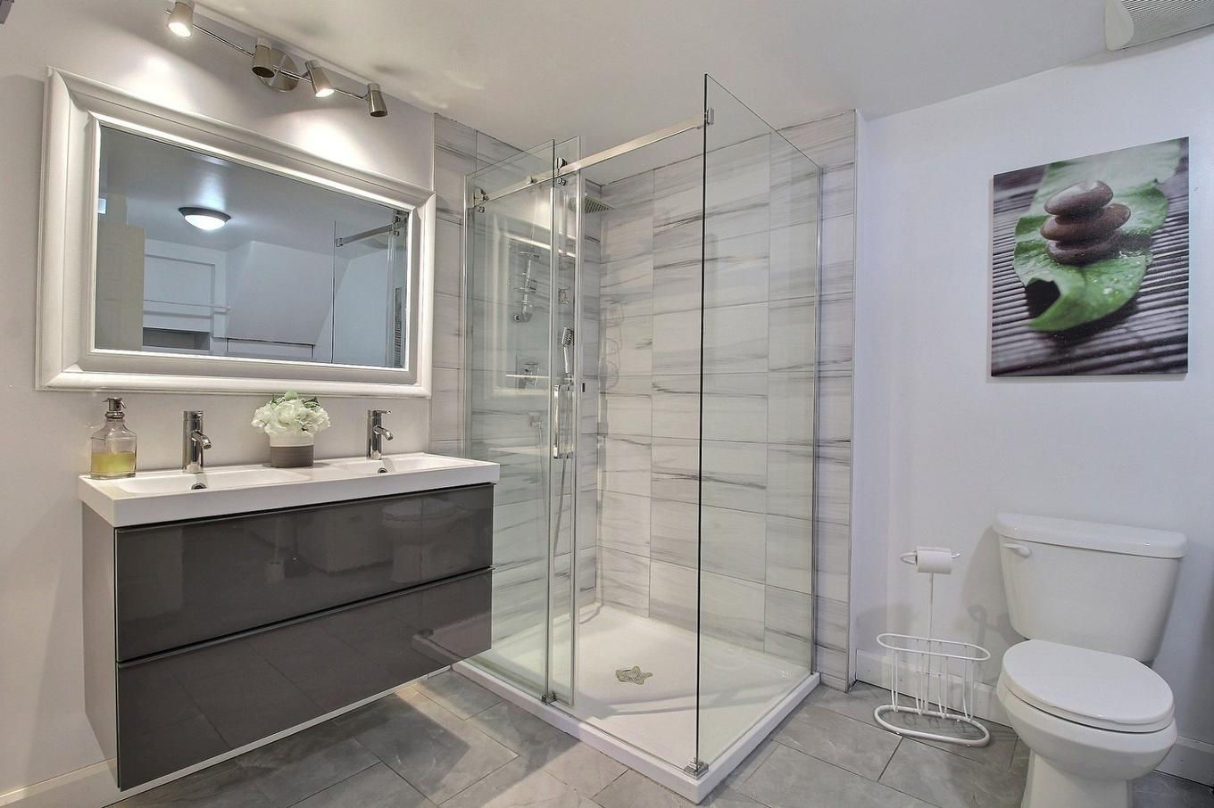 Bathroom - 1577 Rue Lawlis, Val-D'Or, QC - Indoor Photo Showing Bathroom