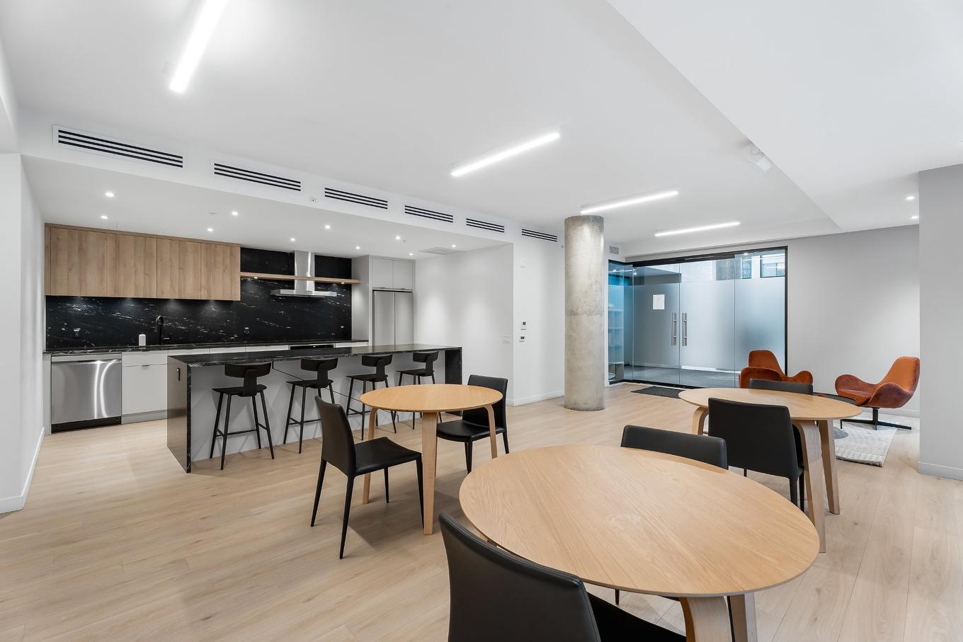 Salle communautaire - 801-1485 Rue Des Bassins, Montréal (Le Sud-Ouest), QC - Indoor Photo Showing Other Room